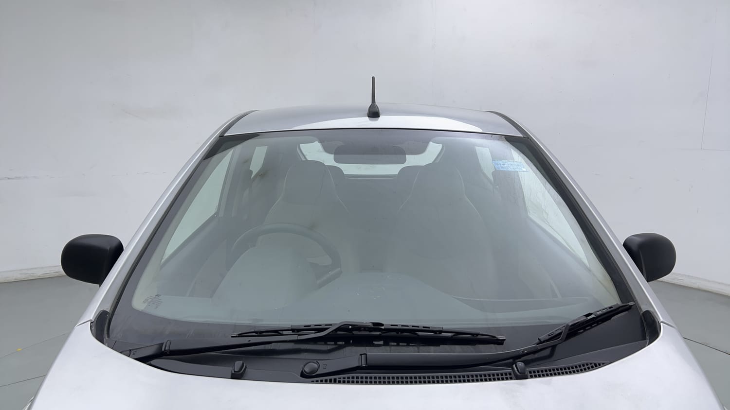 2017 Hyundai Eon Era +-8