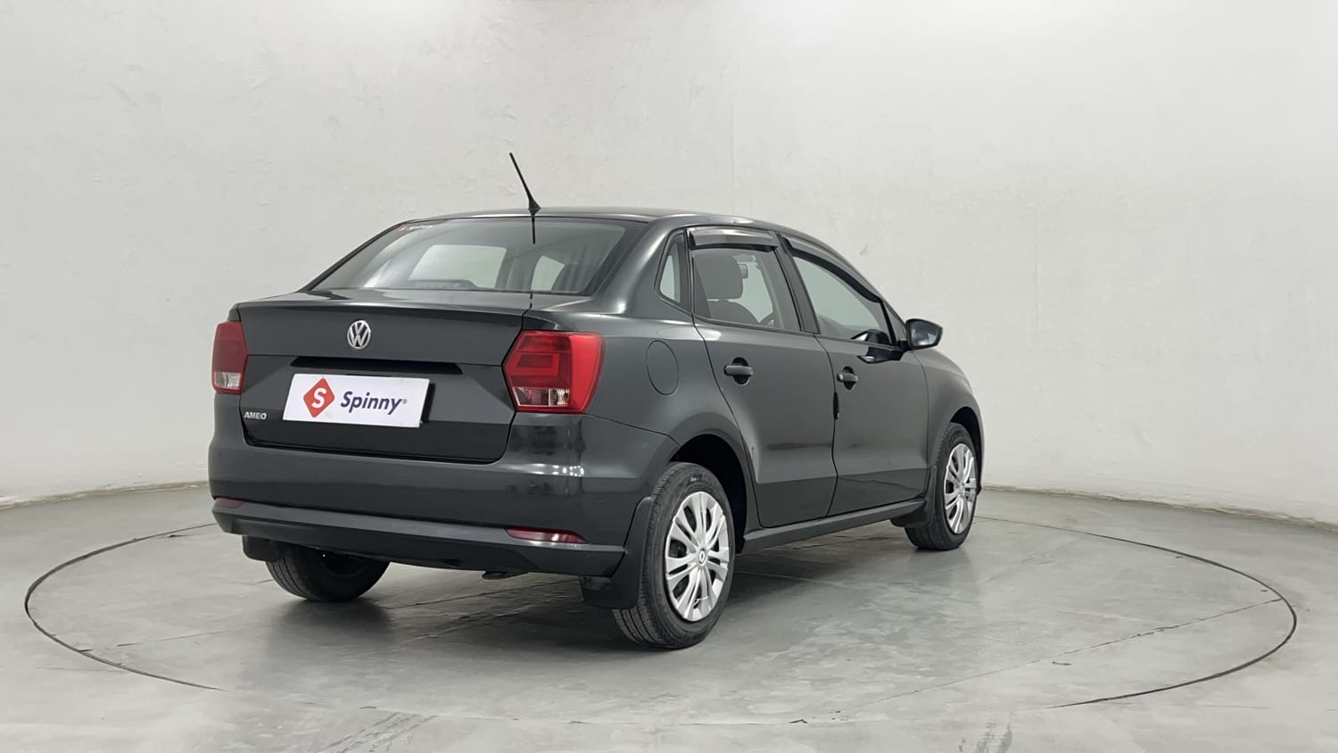 Used 2019 Volkswagen Ameo Comfortline 1.0L (P) Petrol Manual exterior RIGHT REAR CORNER VIEW