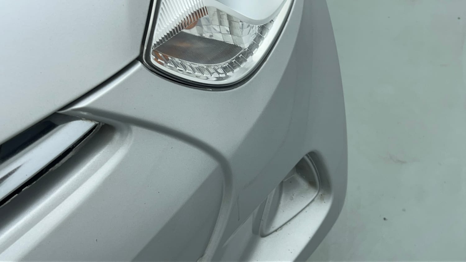 2017 Hyundai Eon Era +-47