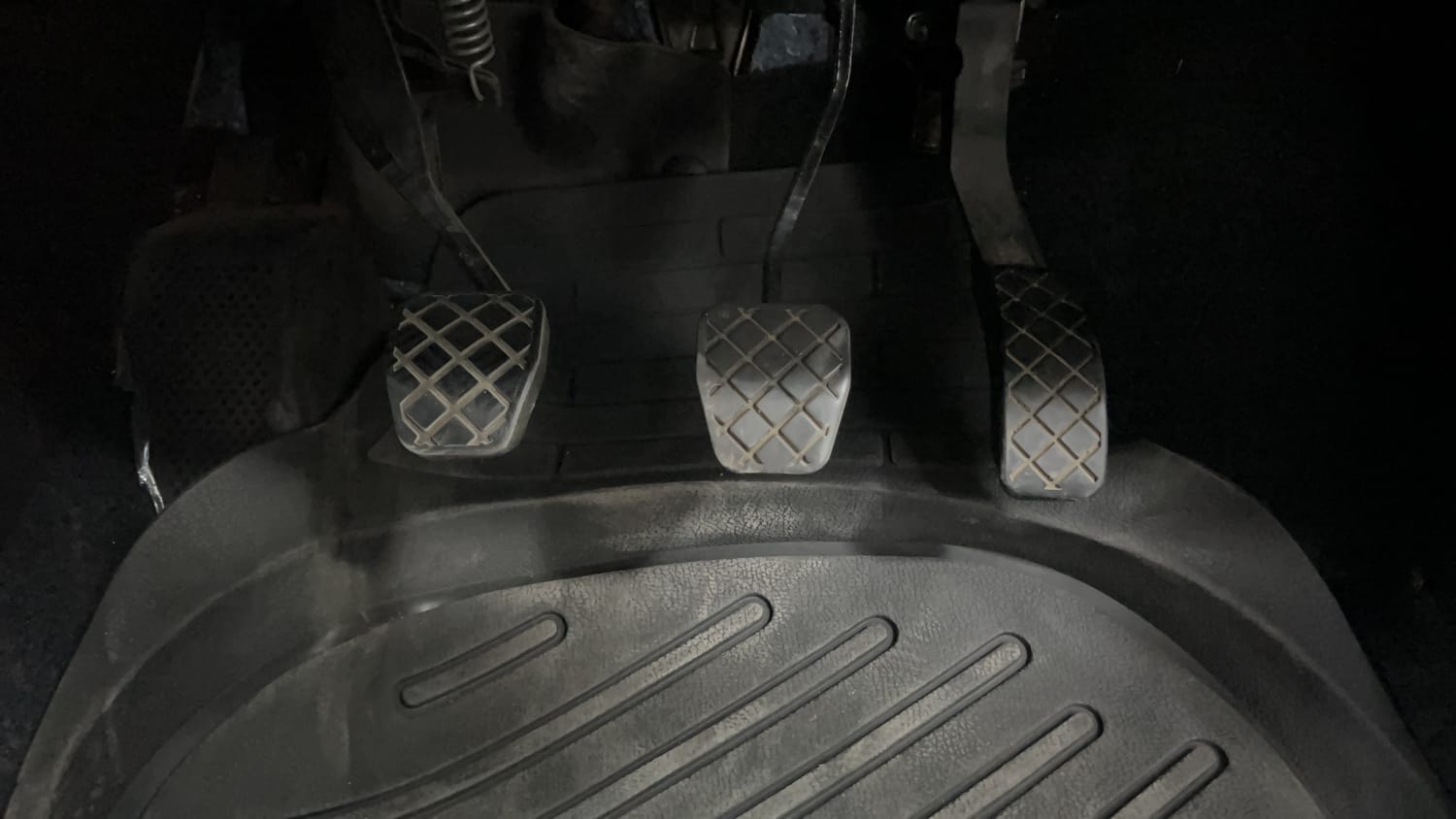 Used 2019 Volkswagen Ameo Comfortline 1.0L (P) Petrol Manual interior PEDALS VIEW