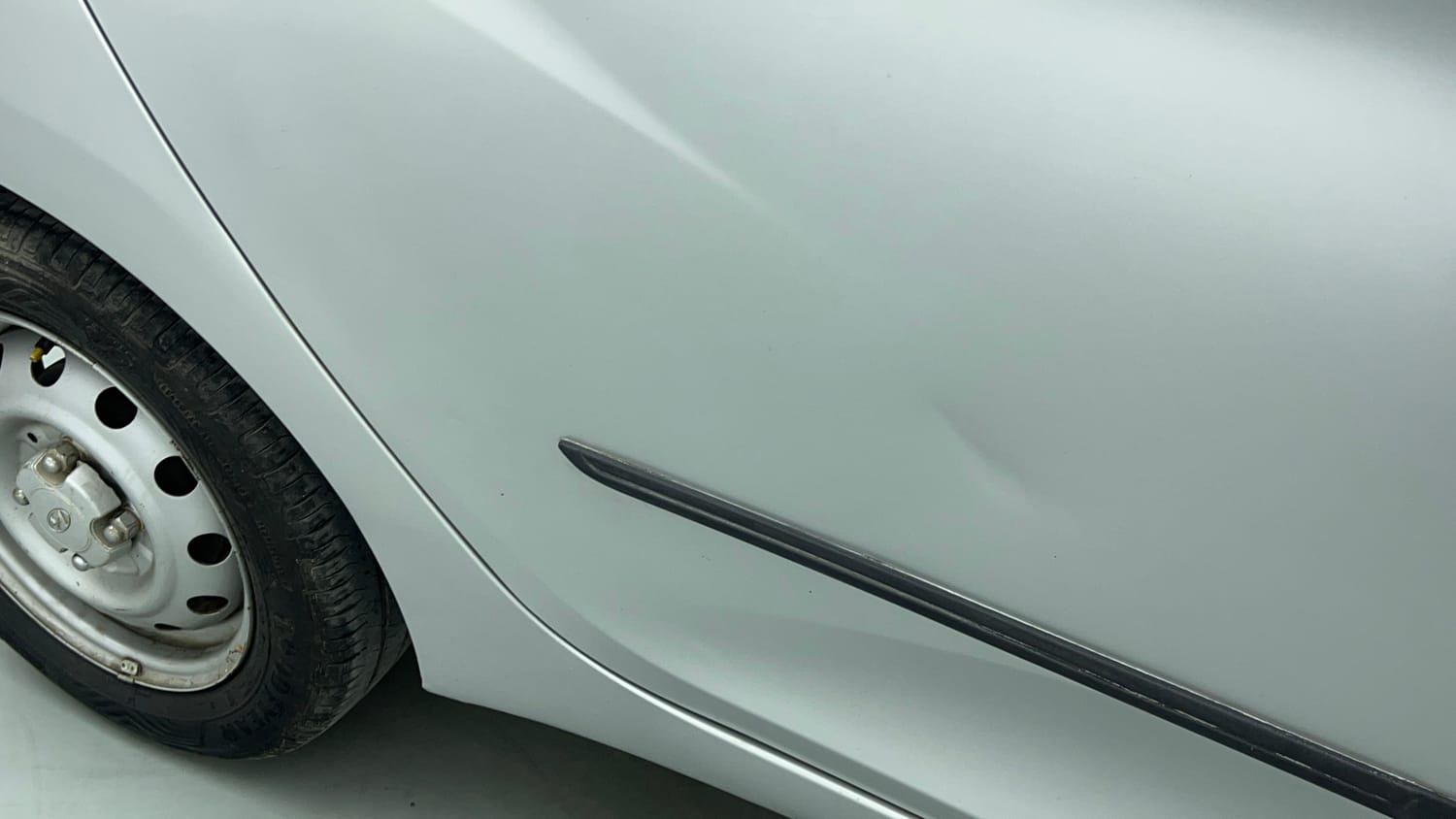 2017 Hyundai Eon Era +-49