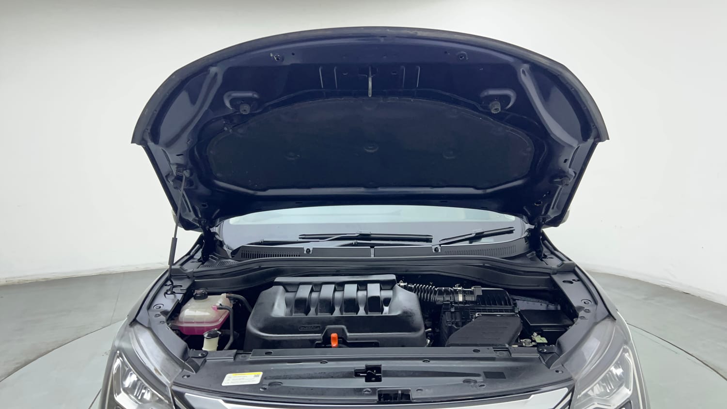 2024 Mahindra XUV700 AX7 Petrol AT 7 STR-28