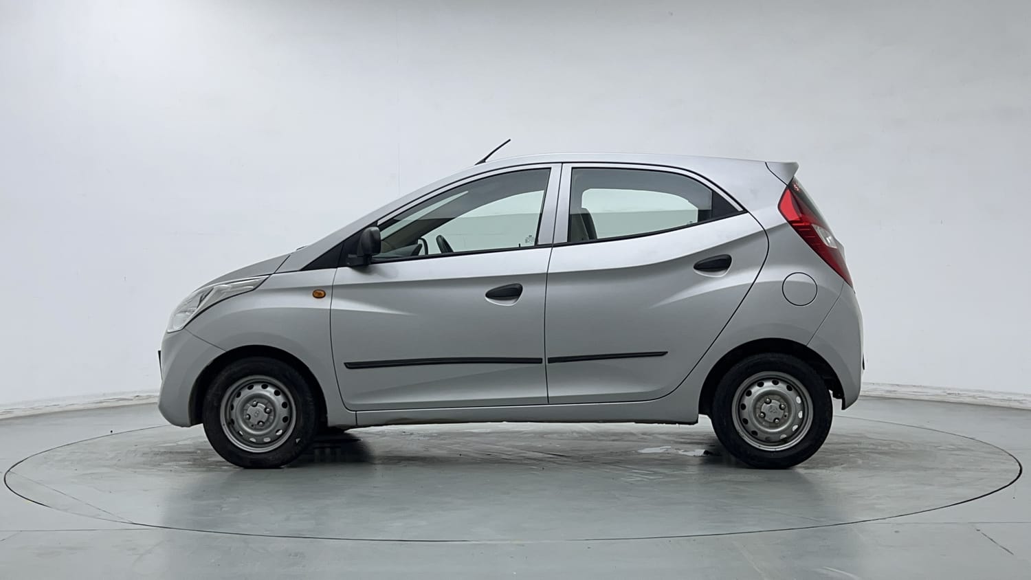 2017 Hyundai Eon Era +-1