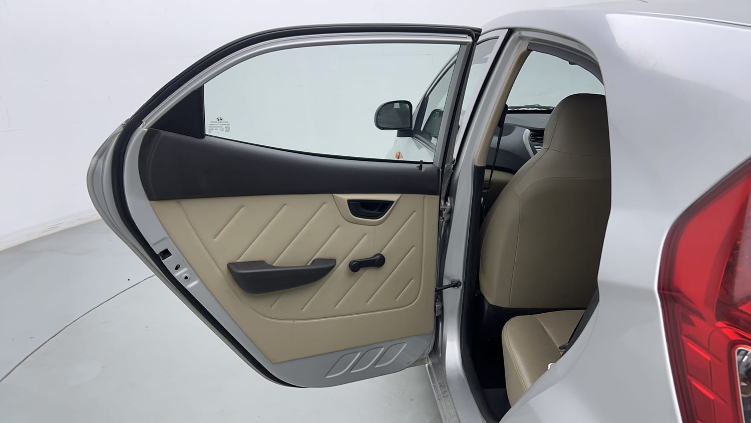 2017 Hyundai Eon Era +-22