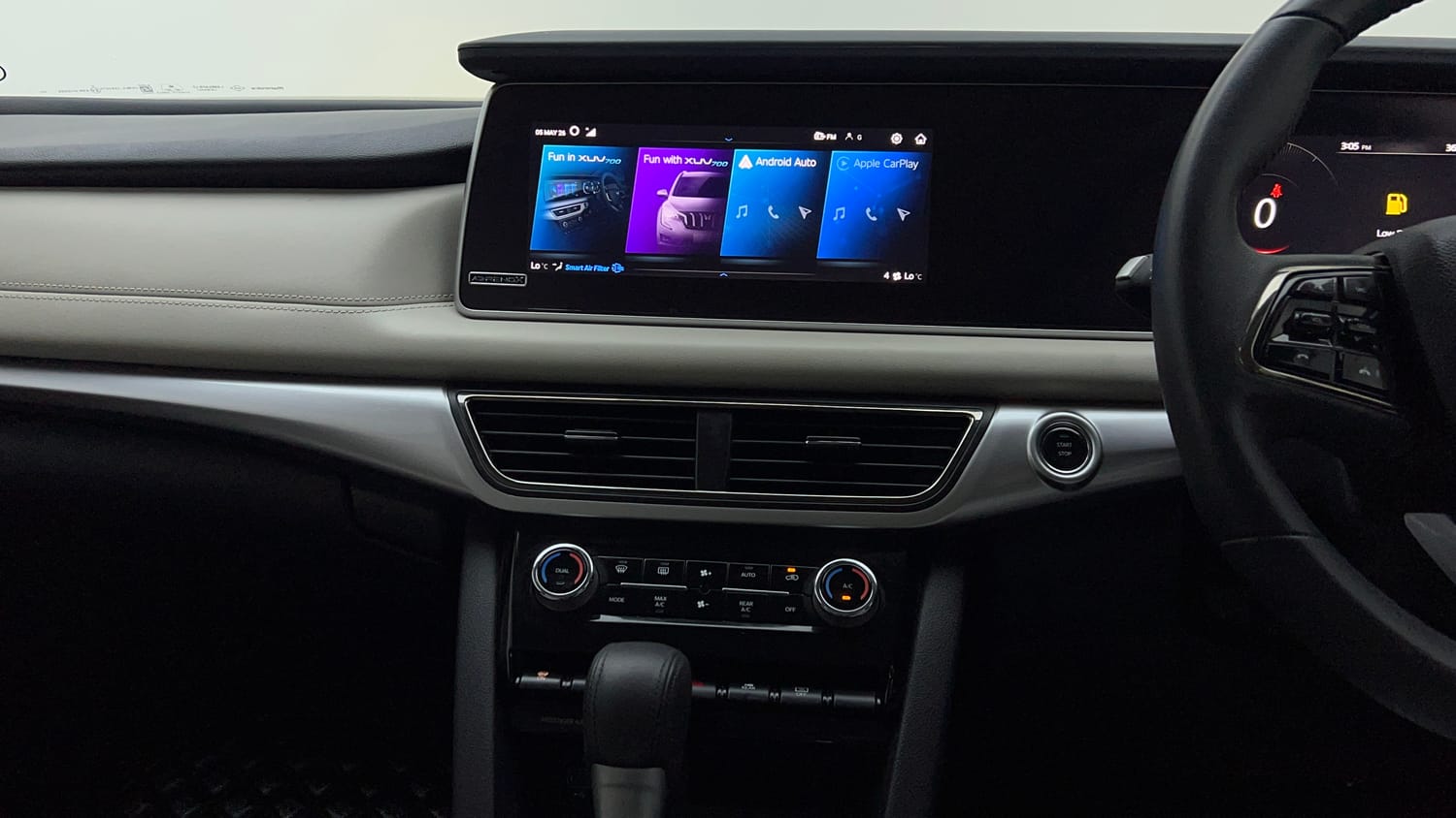 2024 Mahindra XUV700 AX7 Petrol AT 7 STR-13
