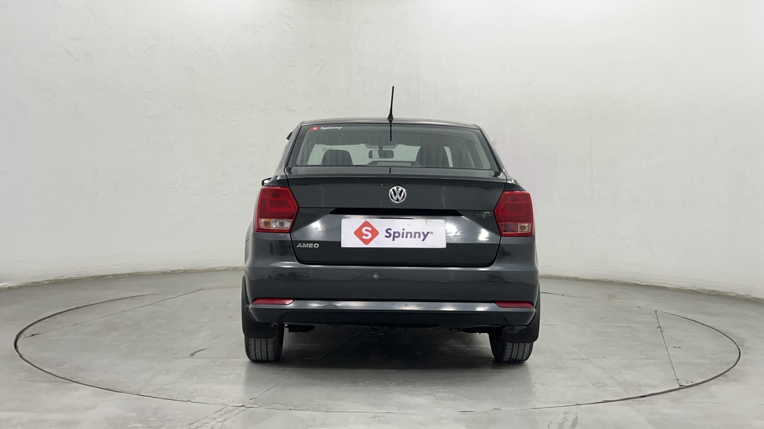 Used 2019 Volkswagen Ameo Comfortline 1.0L (P) Petrol Manual exterior BACK VIEW