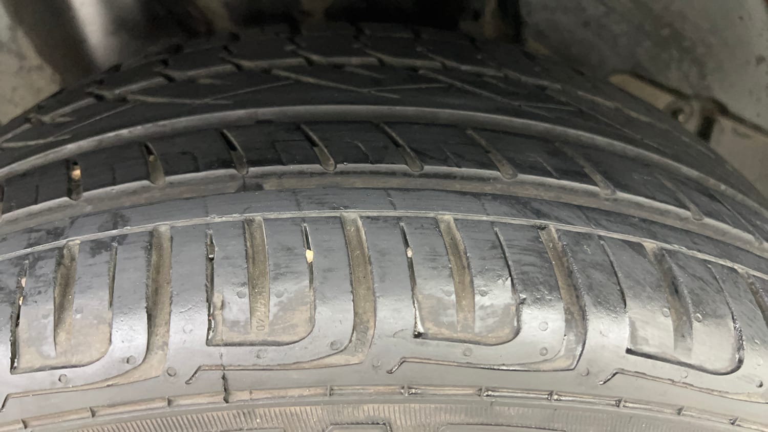 Used 2019 Mercedes-Benz GLE 250 d Diesel Automatic tyres RIGHT REAR TYRE TREAD VIEW