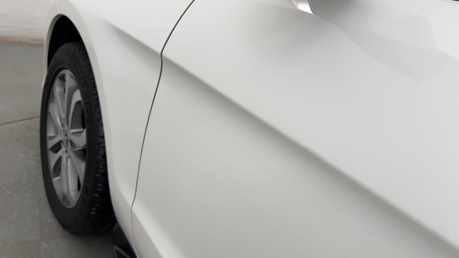Used 2019 Mercedes-Benz GLE 250 d Diesel Automatic dents MINOR SCRATCH