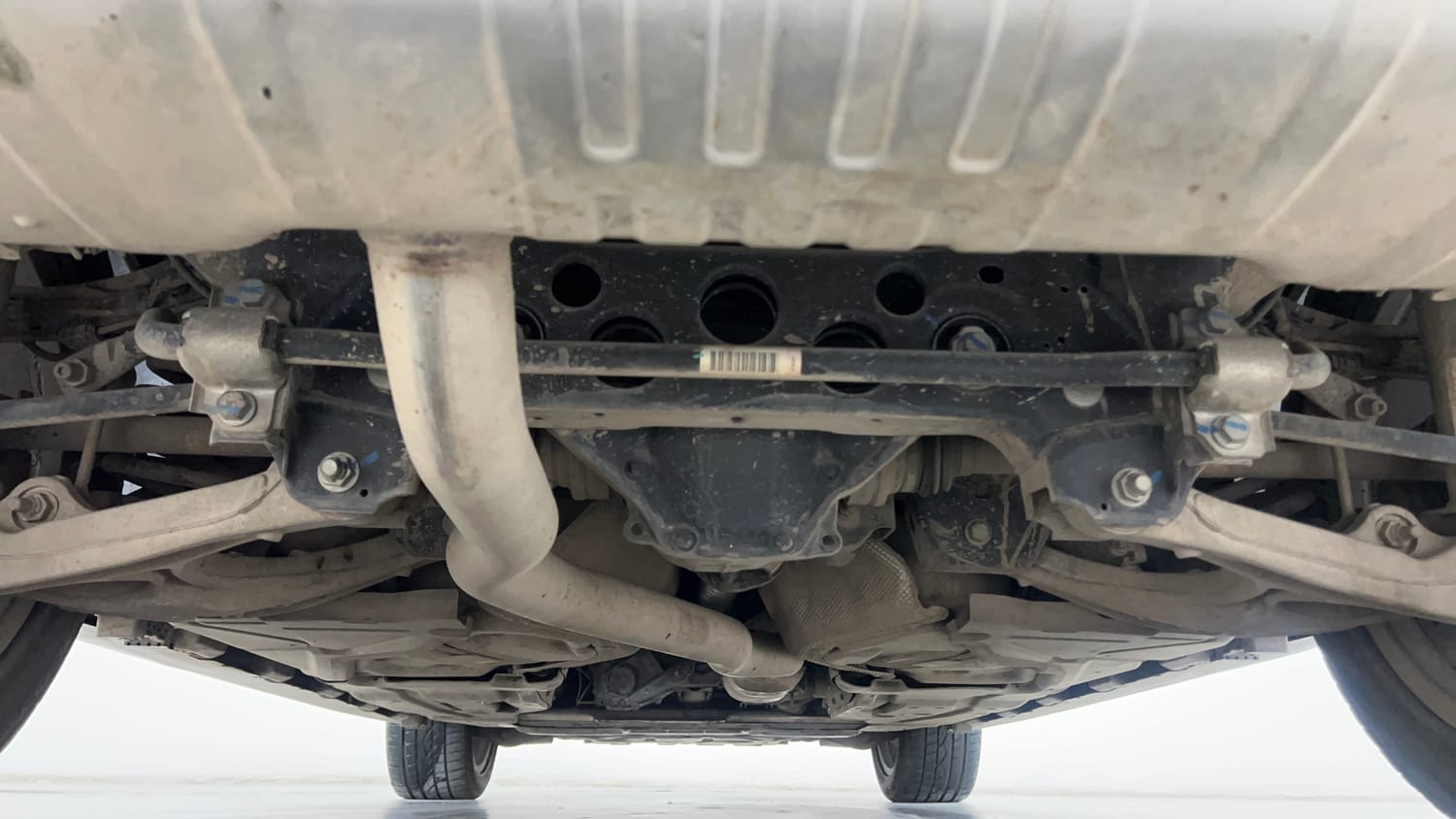 Used 2019 Mercedes-Benz GLE 250 d Diesel Automatic extra REAR UNDERBODY VIEW (TAKEN FROM REAR)
