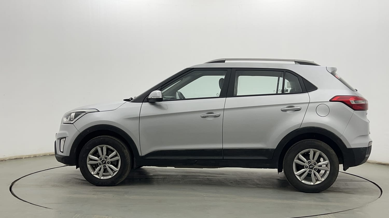 Used 2017 Hyundai Creta 1.6 SX Plus Petrol Petrol Manual exterior LEFT SIDE VIEW