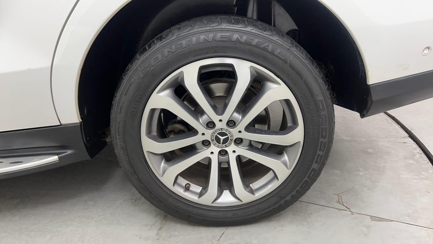 Used 2019 Mercedes-Benz GLE 250 d Diesel Automatic tyres LEFT REAR TYRE RIM VIEW