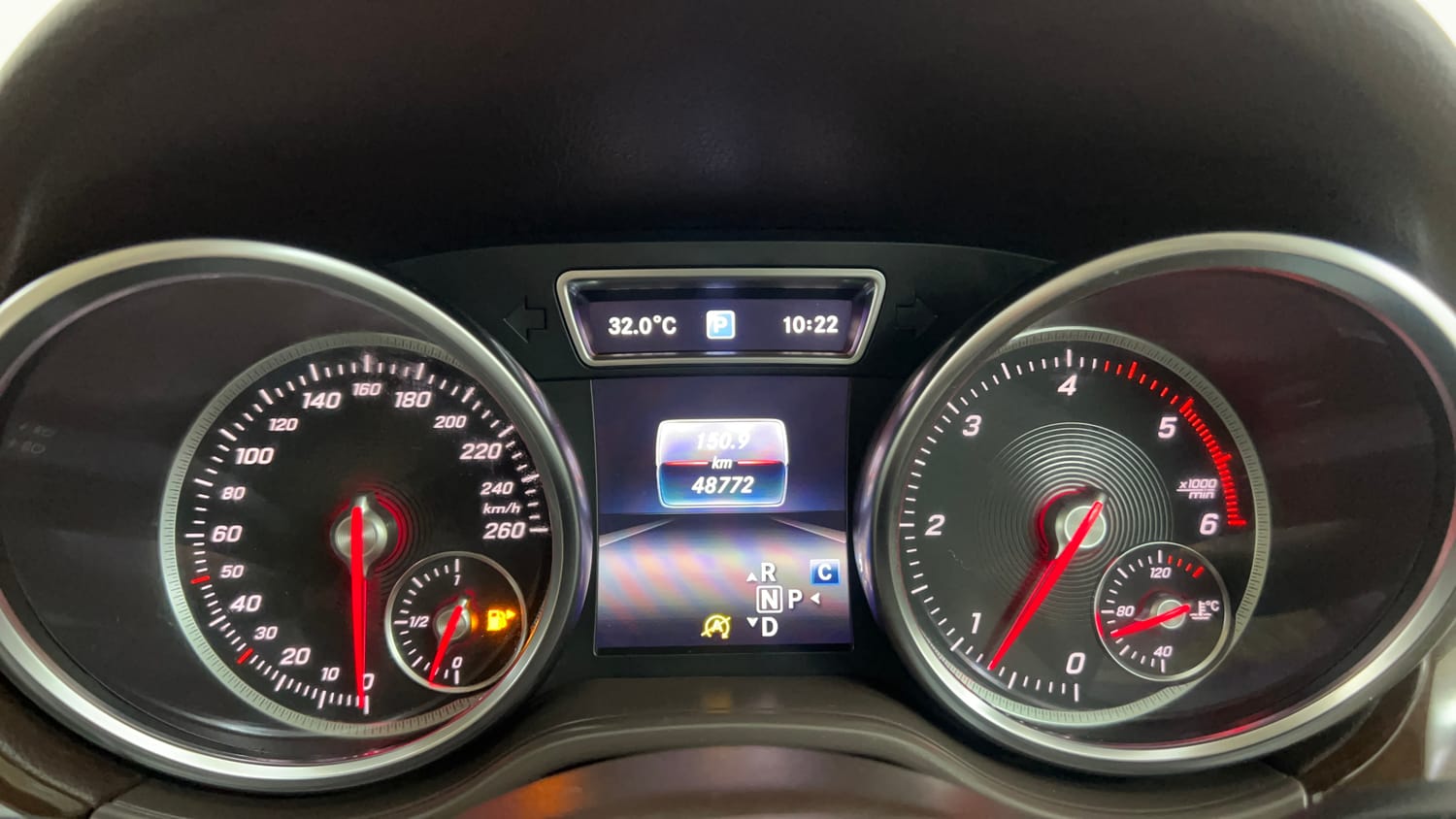 Used 2019 Mercedes-Benz GLE 250 d Diesel Automatic interior CLUSTERMETER VIEW