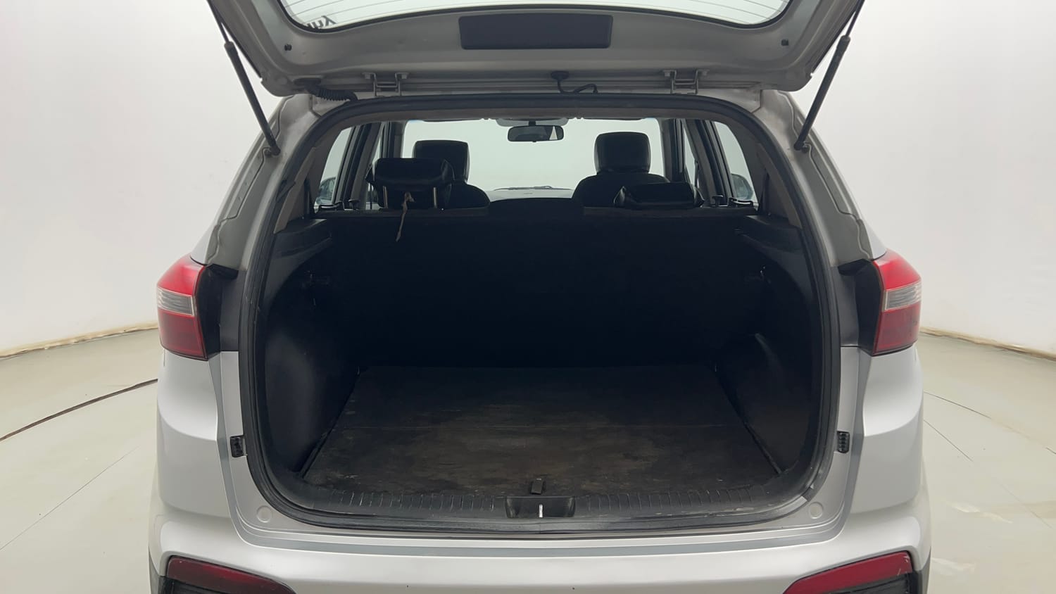 Used 2017 Hyundai Creta 1.6 SX Plus Petrol Petrol Manual interior DICKY INSIDE VIEW