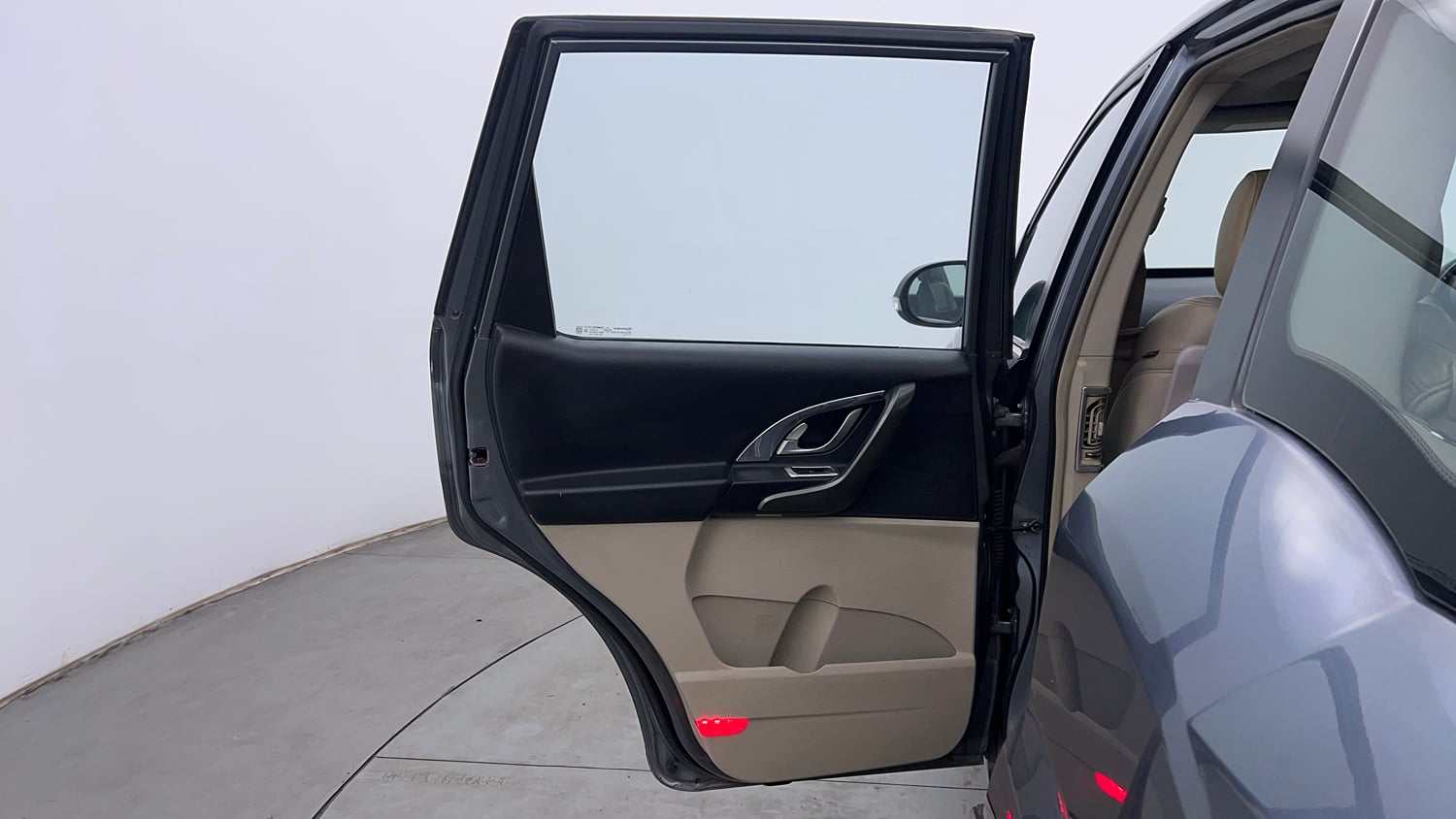 Used 2016 Mahindra XUV500 W10 Diesel Manual interior LEFT REAR DOOR OPEN VIEW
