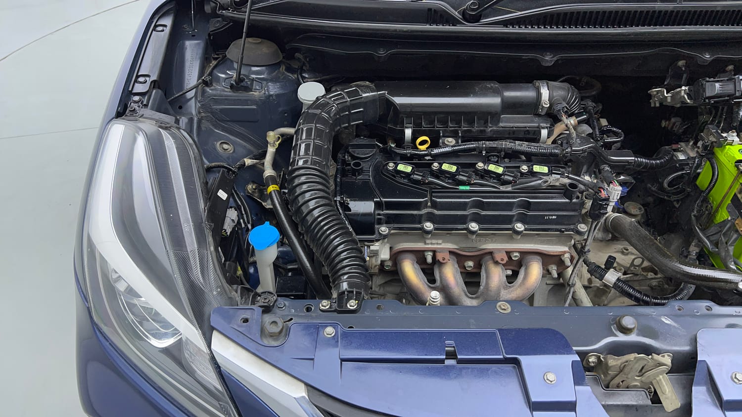 Used 2020 Maruti Suzuki Baleno Zeta Petrol Manual engine ENGINE RIGHT SIDE VIEW