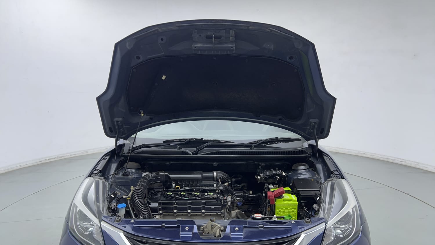 Used 2020 Maruti Suzuki Baleno Zeta Petrol Manual engine ENGINE & BONNET OPEN FRONT VIEW