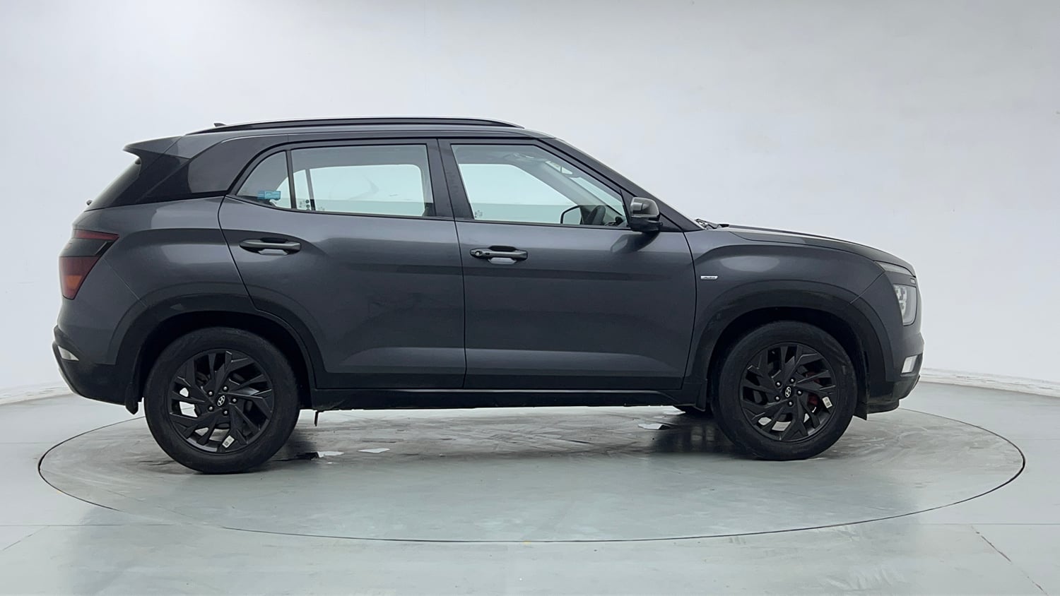 Used 2023 Hyundai Creta SX (O) 1.5 Diesel Automatic knight Diesel Automatic exterior RIGHT SIDE VIEW
