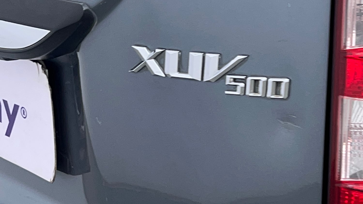 Used 2016 Mahindra XUV500 W10 Diesel Manual dents MINOR DENT