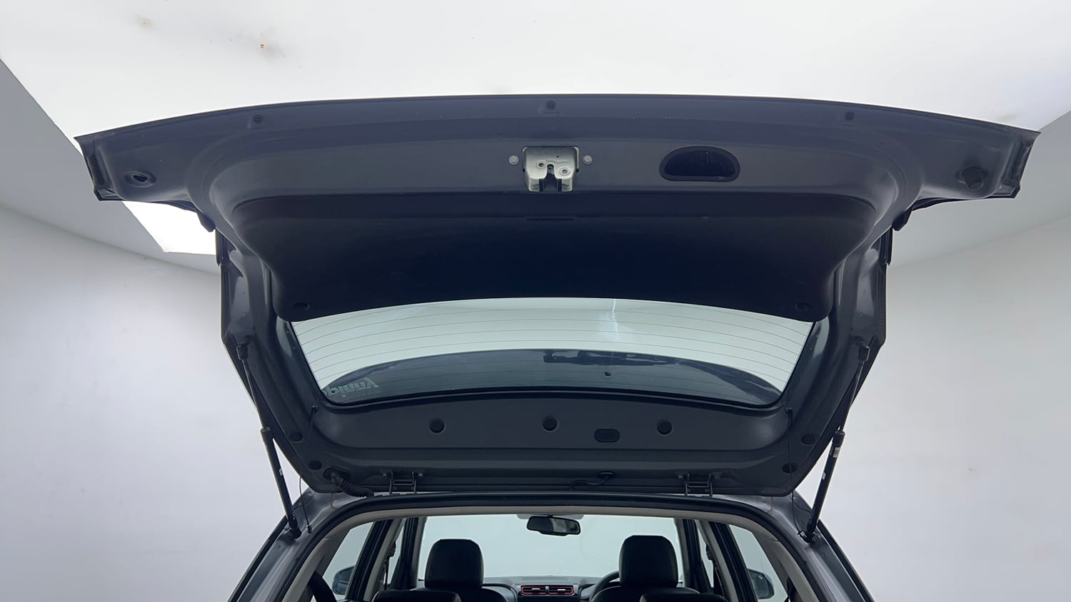 Used 2023 Hyundai Creta SX (O) 1.5 Diesel Automatic knight Diesel Automatic interior DICKY DOOR OPEN VIEW