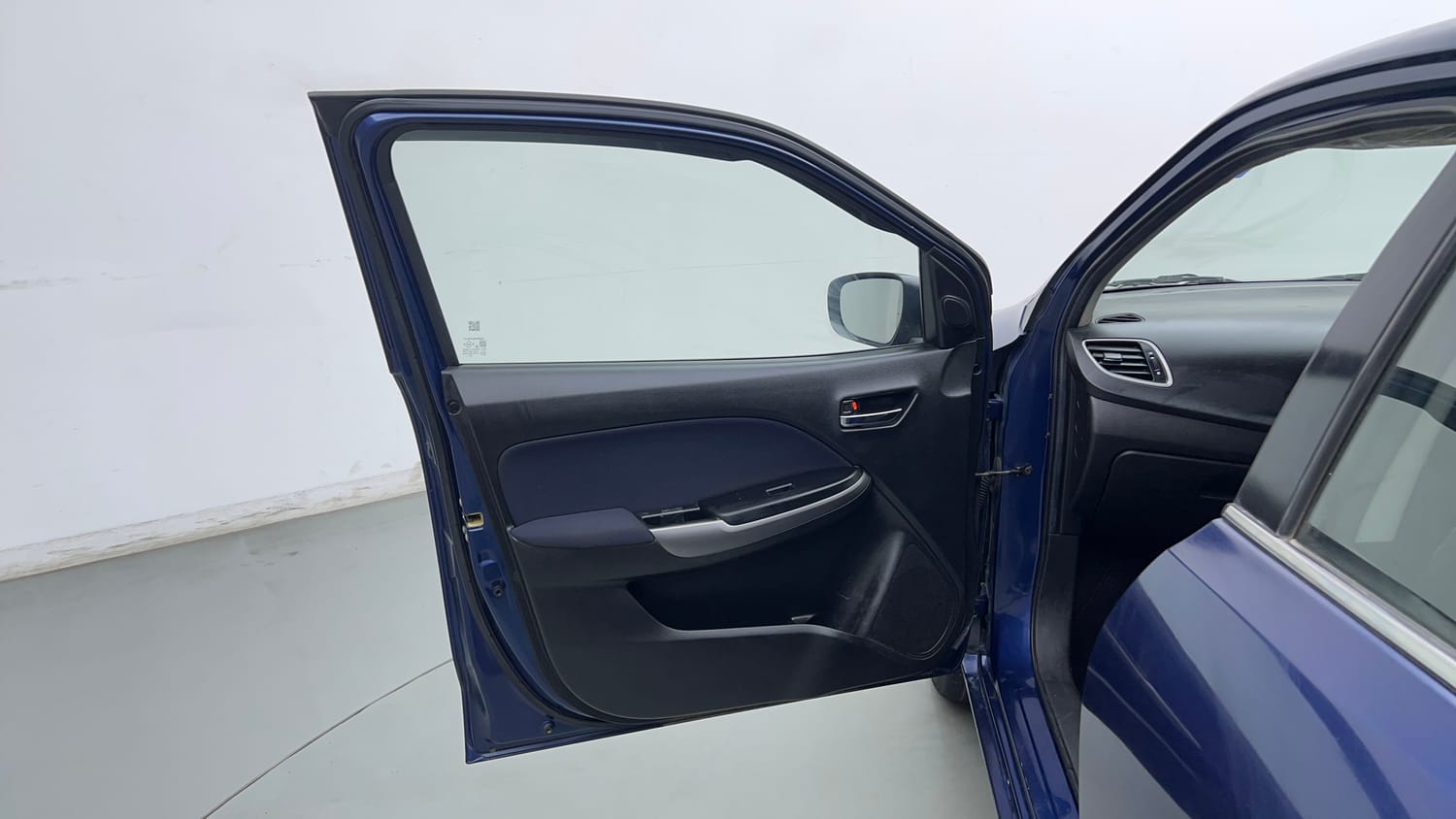 Used 2020 Maruti Suzuki Baleno Zeta Petrol Manual interior LEFT FRONT DOOR OPEN VIEW