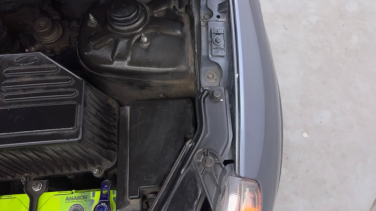 Used 2016 Mahindra XUV500 W10 Diesel Manual engine ENGINE LEFT SIDE VIEW