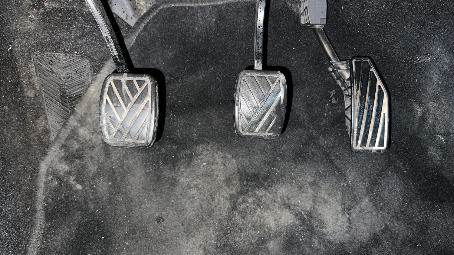 Used 2020 Maruti Suzuki Baleno Zeta Petrol Manual interior PEDALS VIEW
