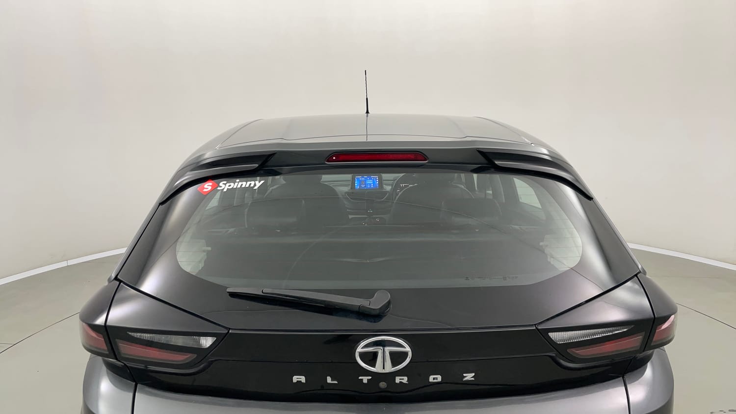 Used 2022 Tata Altroz XZ Plus Diesel Diesel Manual exterior BACK WINDSHIELD VIEW