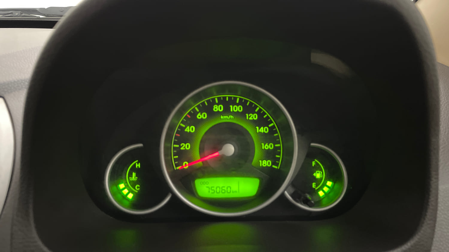 Used 2013 Hyundai Eon Magna Petrol Manual interior CLUSTERMETER VIEW