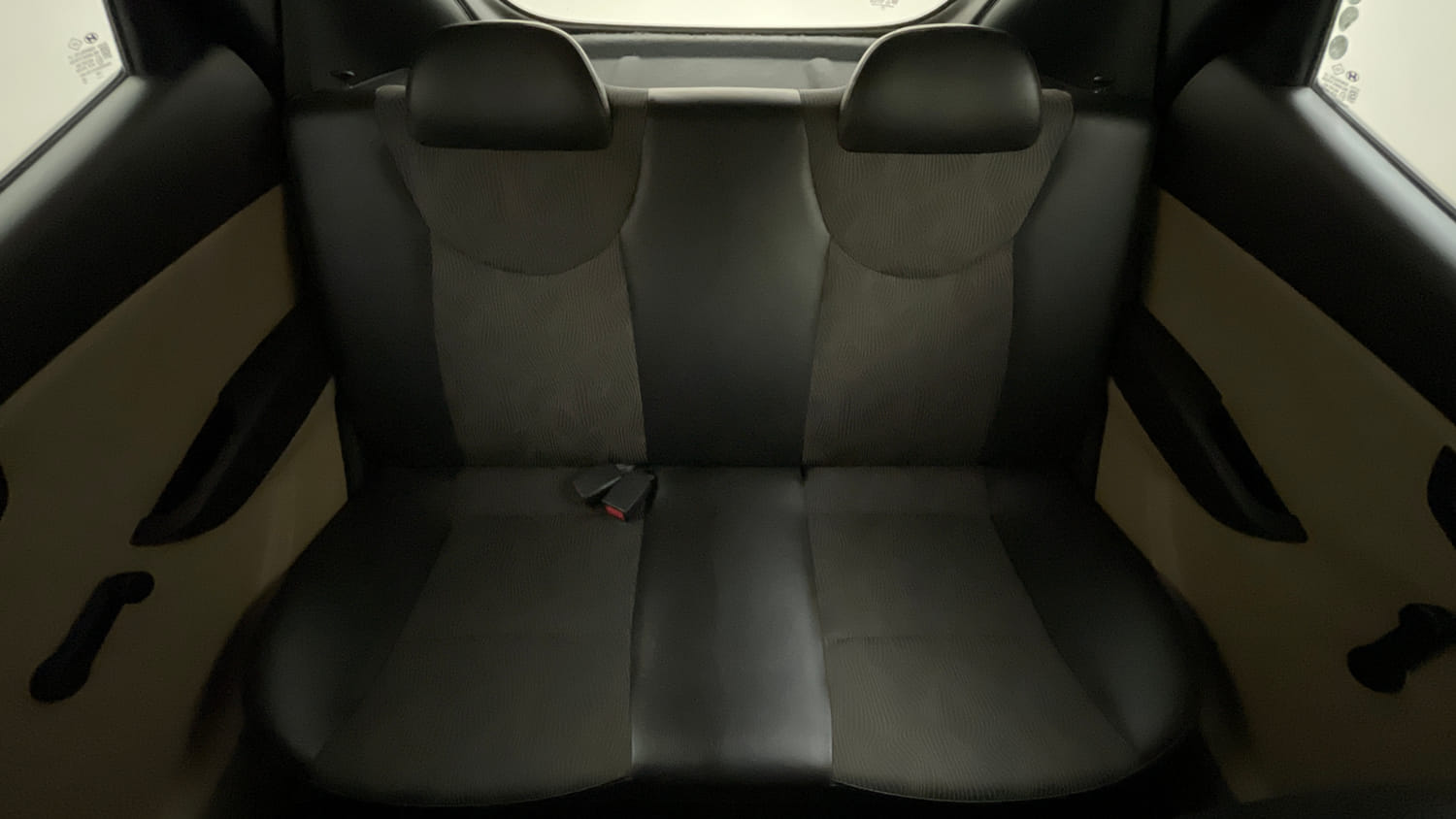 Used 2013 Hyundai Eon Magna Petrol Manual interior REAR SEAT CONDITION VIEW