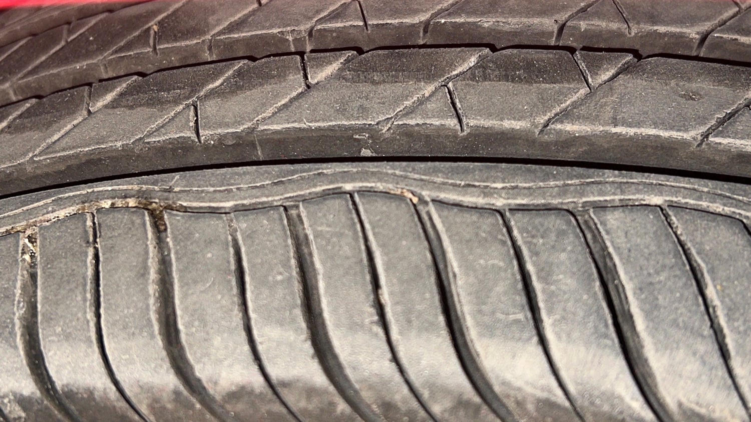 Used 2018 Volkswagen Polo Comfortline 1.5L (D) Diesel Manual tyres RIGHT FRONT TYRE TREAD VIEW