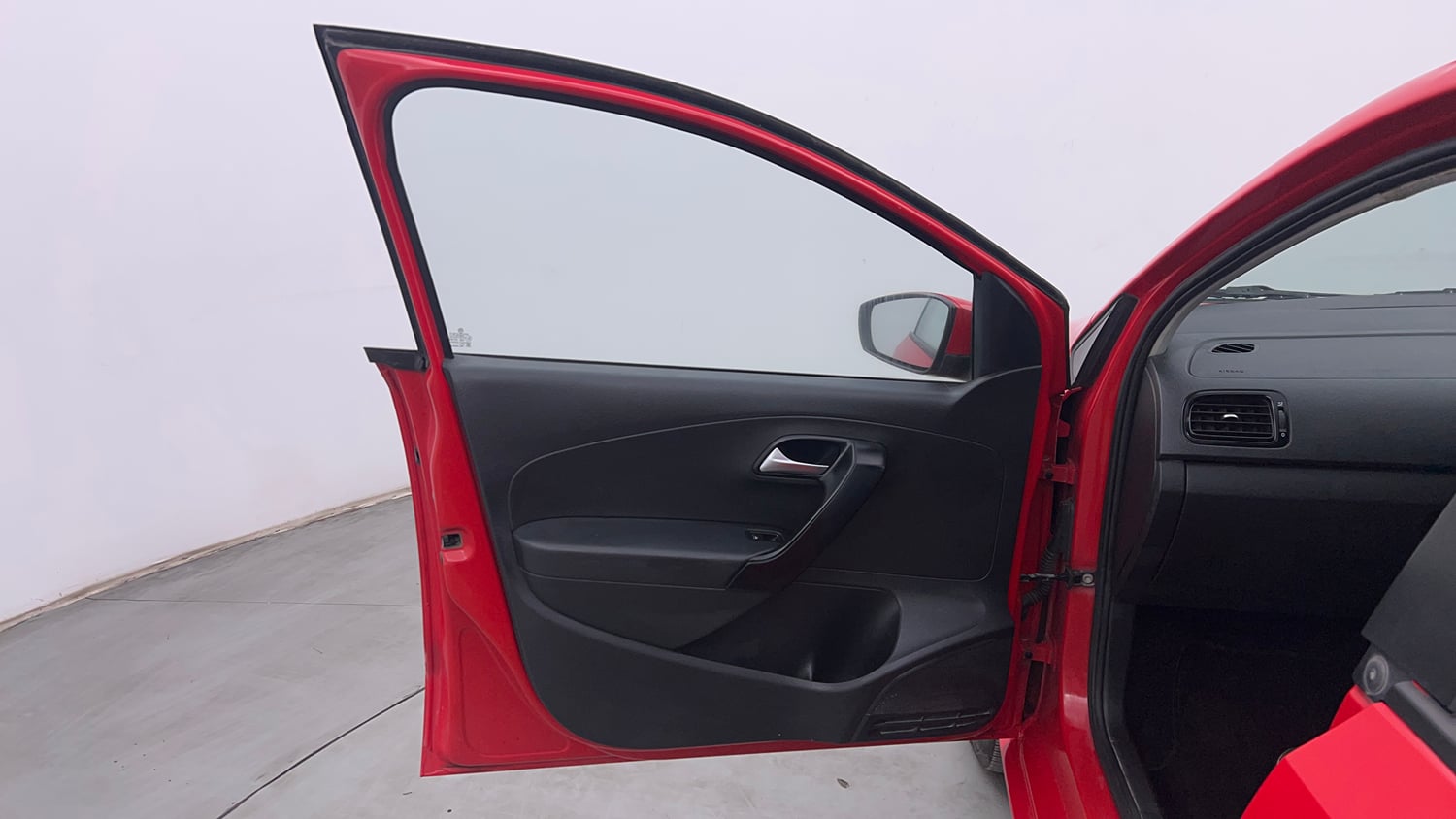 Used 2018 Volkswagen Polo Comfortline 1.5L (D) Diesel Manual interior LEFT FRONT DOOR OPEN VIEW