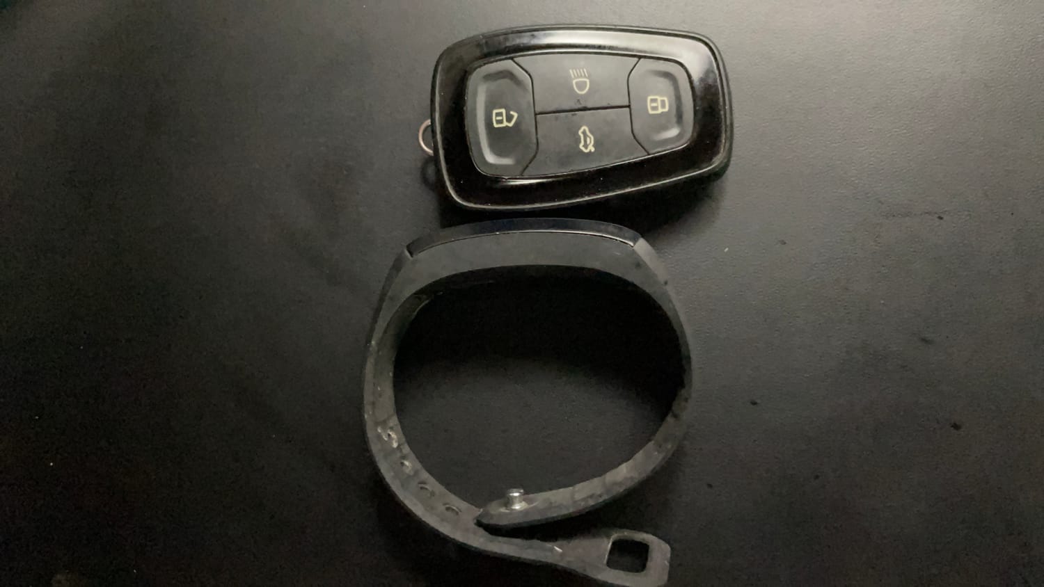 Used 2022 Tata Altroz XZ Plus Diesel Diesel Manual extra CAR KEY VIEW