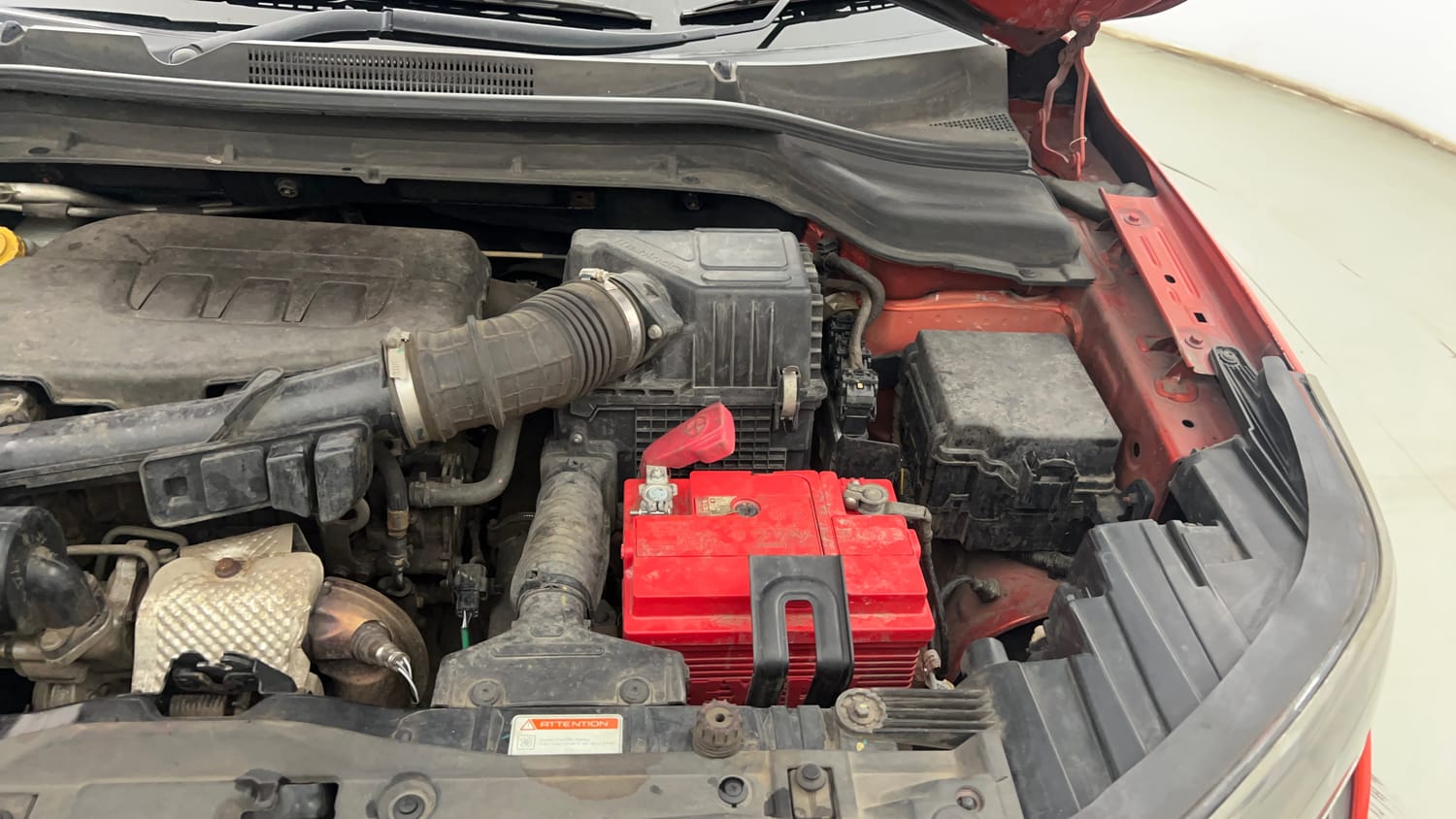 Used 2020 Mahindra XUV 300 W8 1.2 Petrol Petrol Manual engine ENGINE LEFT SIDE VIEW