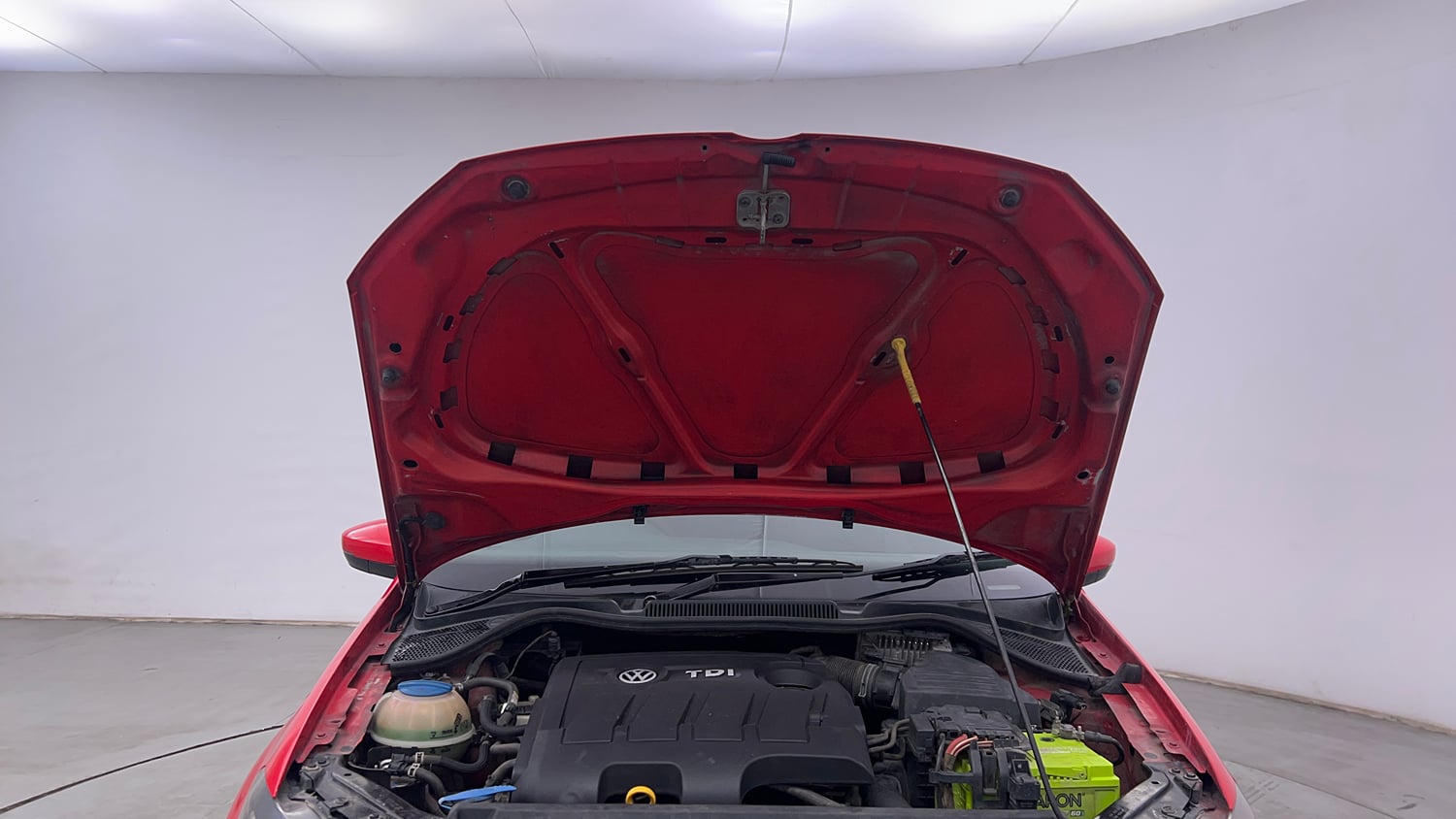 Used 2018 Volkswagen Polo Comfortline 1.5L (D) Diesel Manual engine ENGINE & BONNET OPEN FRONT VIEW
