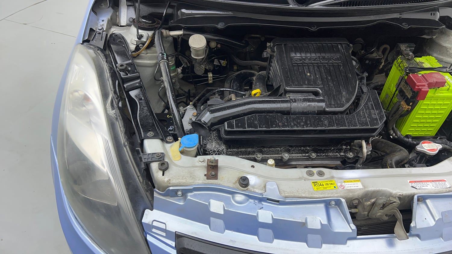 Used 2015 Maruti Suzuki Swift Dzire VXI Petrol Manual engine ENGINE RIGHT SIDE VIEW