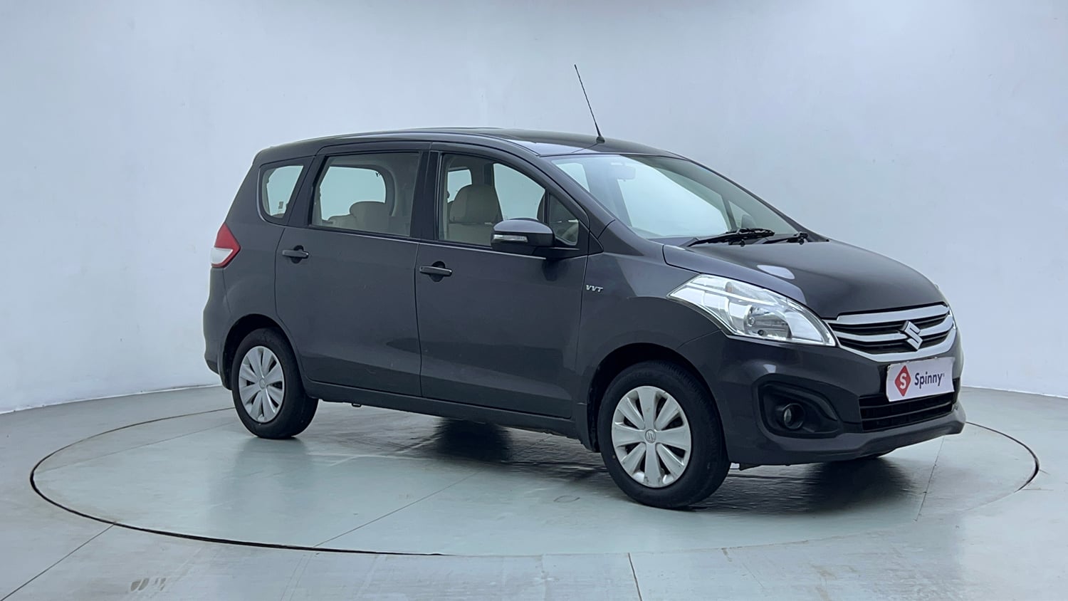 Used 2016 Maruti Suzuki Ertiga VXI AT Petrol Automatic exterior RIGHT FRONT CORNER VIEW