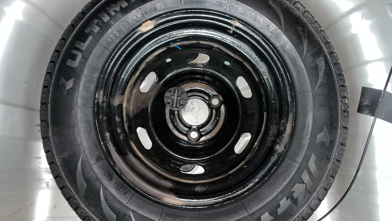 Used 2017 Renault Kwid 1.0 RXT Petrol Manual tyres SPARE TYRE VIEW