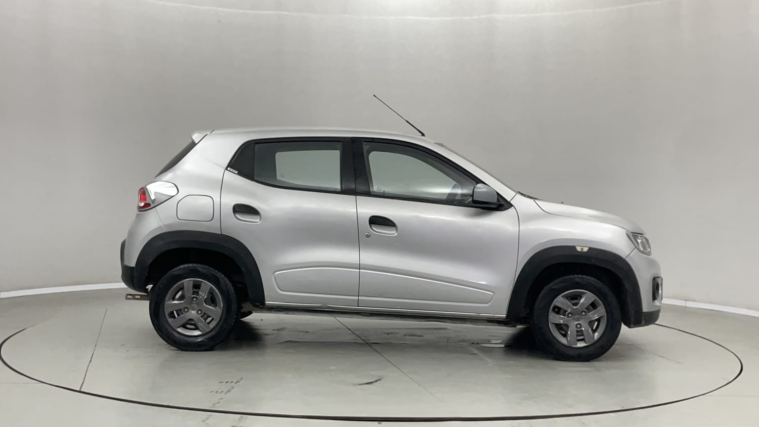 Used 2017 Renault Kwid 1.0 RXT Petrol Manual exterior RIGHT SIDE VIEW