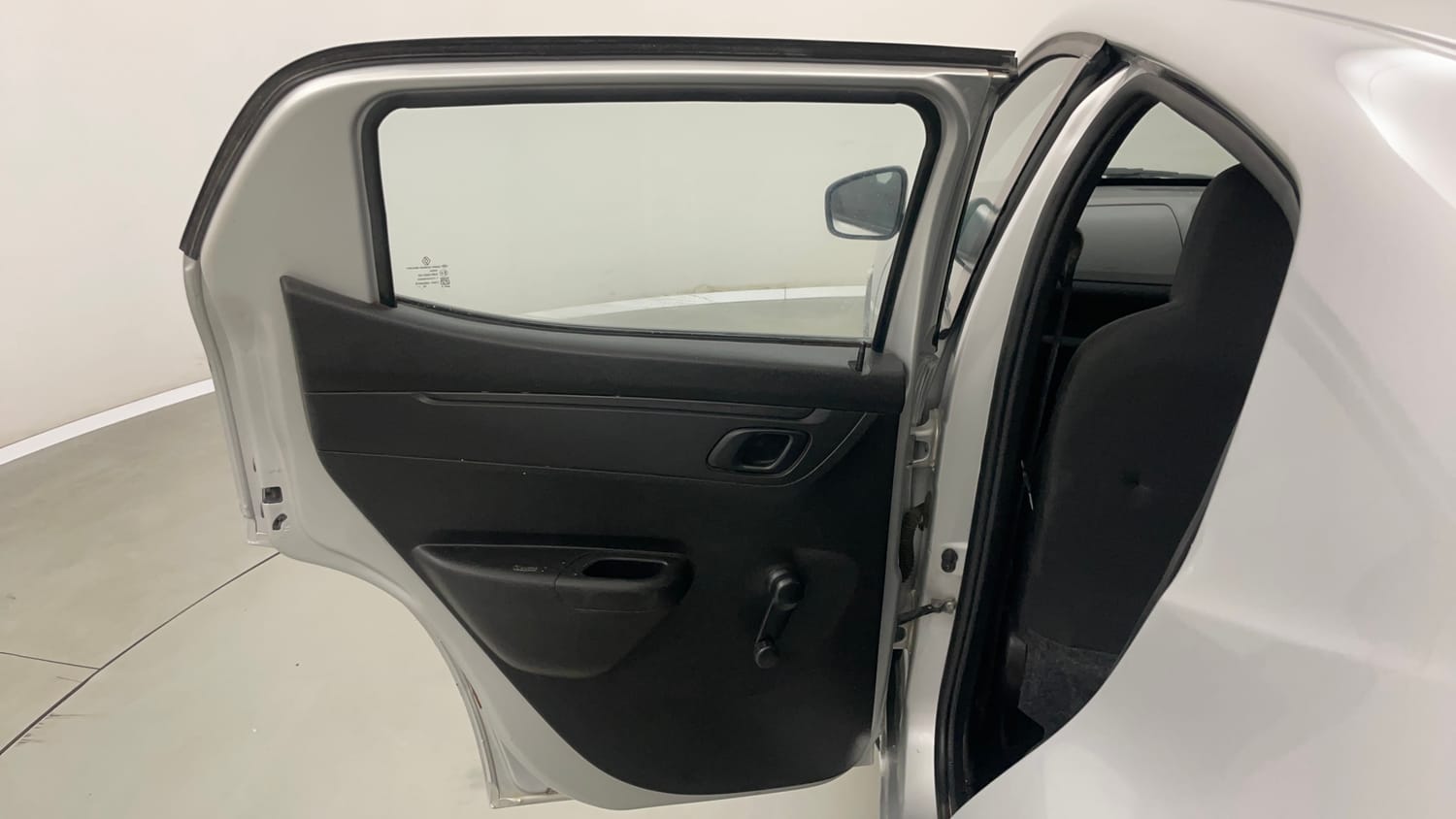 Used 2017 Renault Kwid 1.0 RXT Petrol Manual interior LEFT REAR DOOR OPEN VIEW