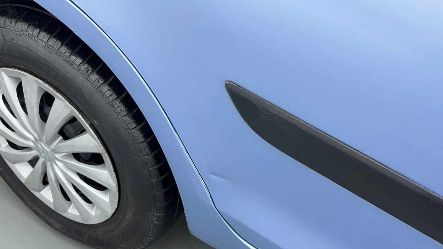 Used 2015 Maruti Suzuki Swift Dzire VXI Petrol Manual dents MINOR DENT