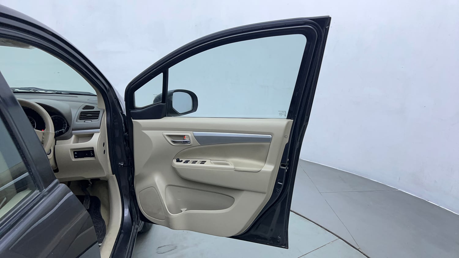 Used 2016 Maruti Suzuki Ertiga VXI AT Petrol Automatic interior RIGHT FRONT DOOR OPEN VIEW