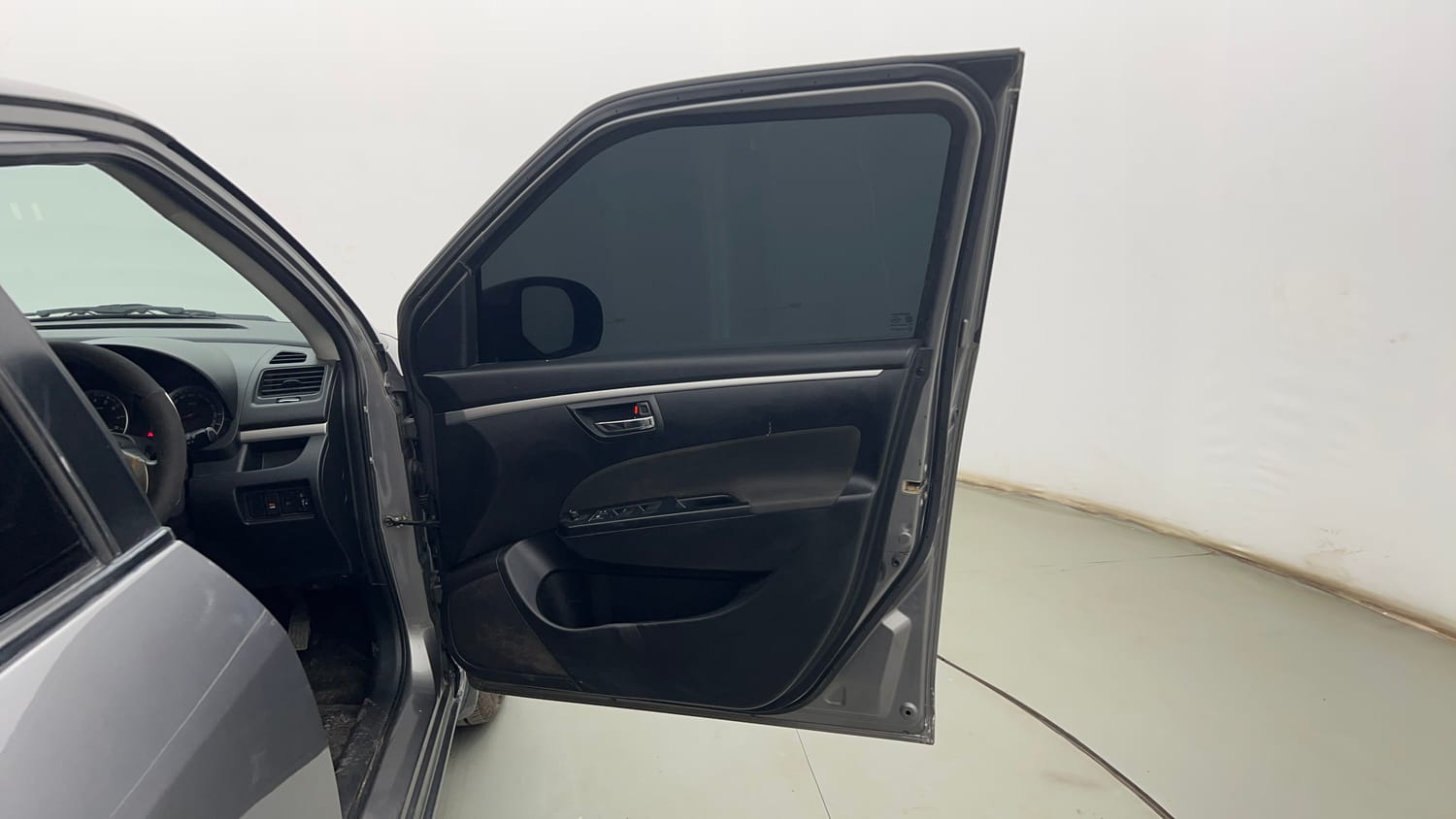 Used 2012 Maruti Suzuki Swift VXi Petrol Manual interior RIGHT FRONT DOOR OPEN VIEW