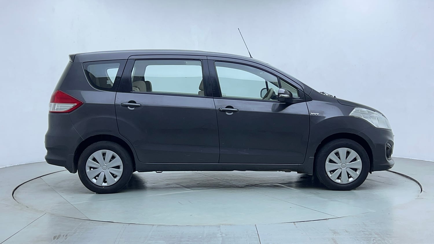 Used 2016 Maruti Suzuki Ertiga VXI AT Petrol Automatic exterior RIGHT SIDE VIEW