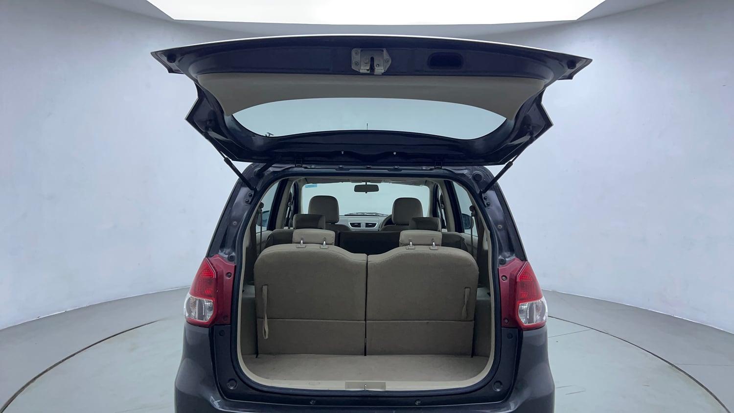 Used 2016 Maruti Suzuki Ertiga VXI AT Petrol Automatic interior DICKY DOOR OPEN VIEW