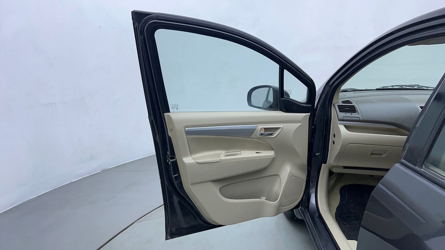 Used 2016 Maruti Suzuki Ertiga VXI AT Petrol Automatic interior LEFT FRONT DOOR OPEN VIEW