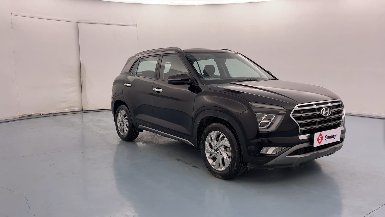 Used 2023 Hyundai Creta SX 1.5 Petrol Petrol Manual exterior RIGHT FRONT CORNER VIEW