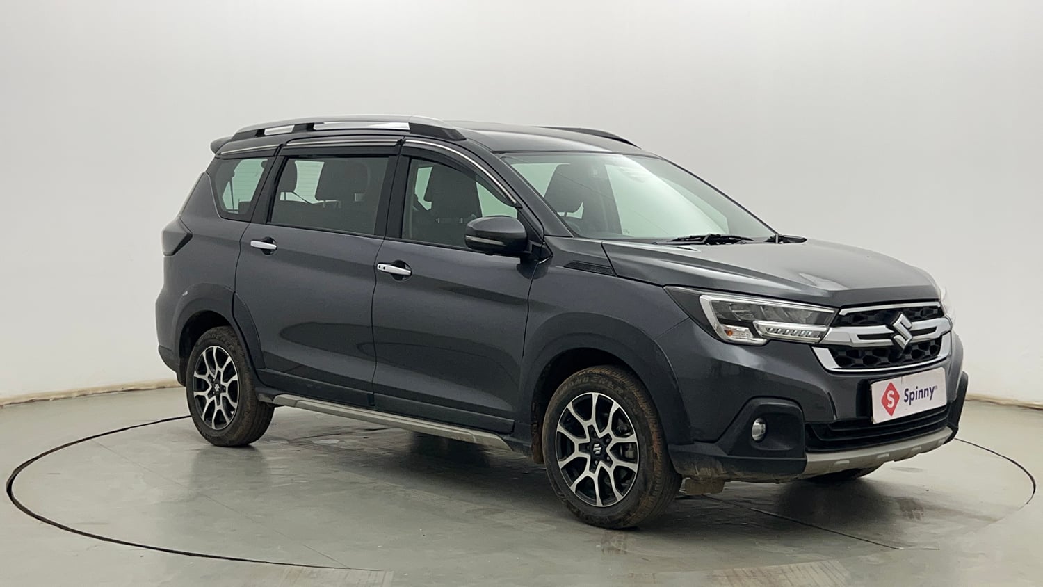 Used 2023 Maruti Suzuki XL6 Alpha MT Petrol Petrol Manual exterior RIGHT FRONT CORNER VIEW