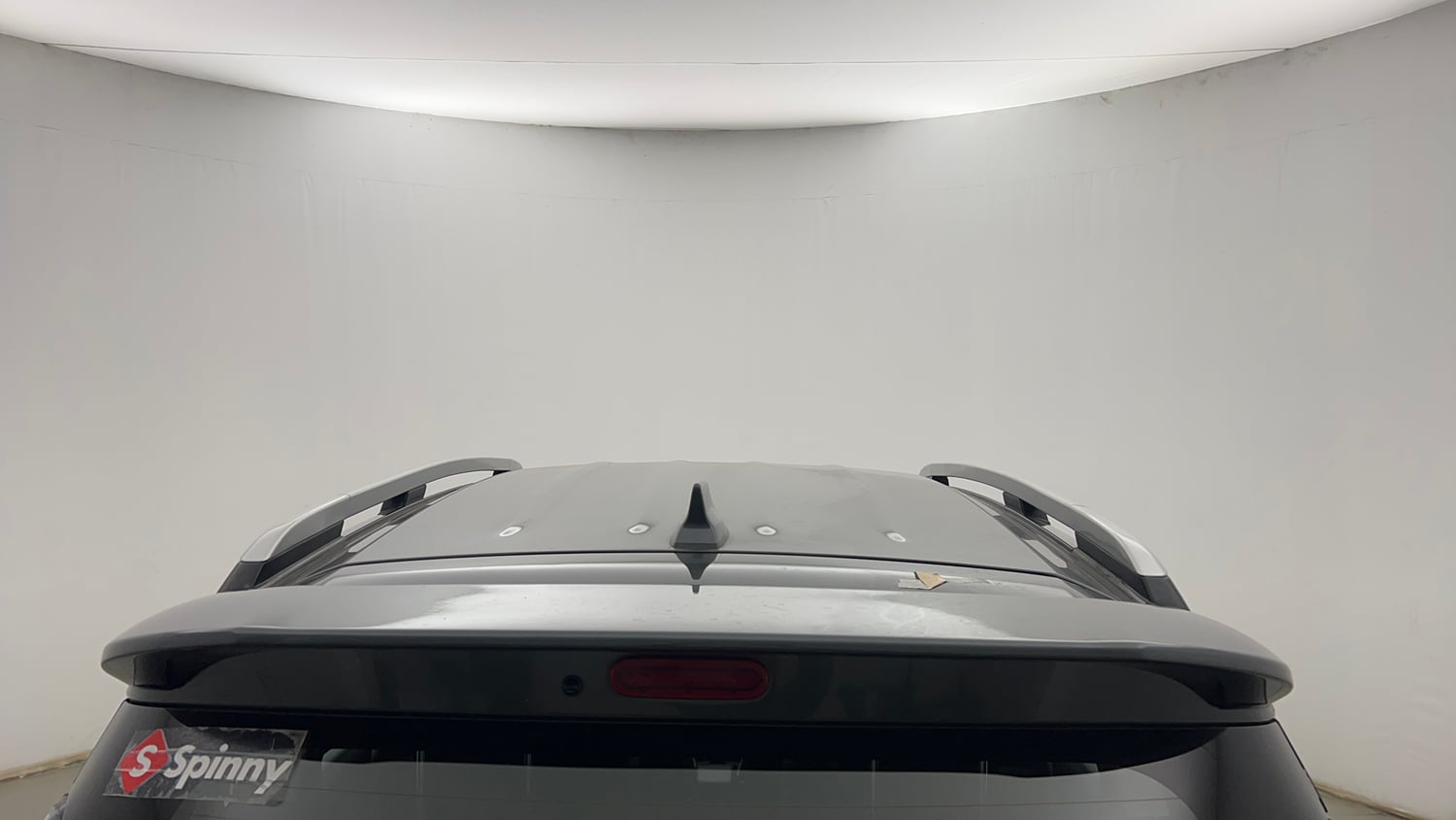 Used 2023 Maruti Suzuki XL6 Alpha MT Petrol Petrol Manual exterior EXTERIOR ROOF VIEW