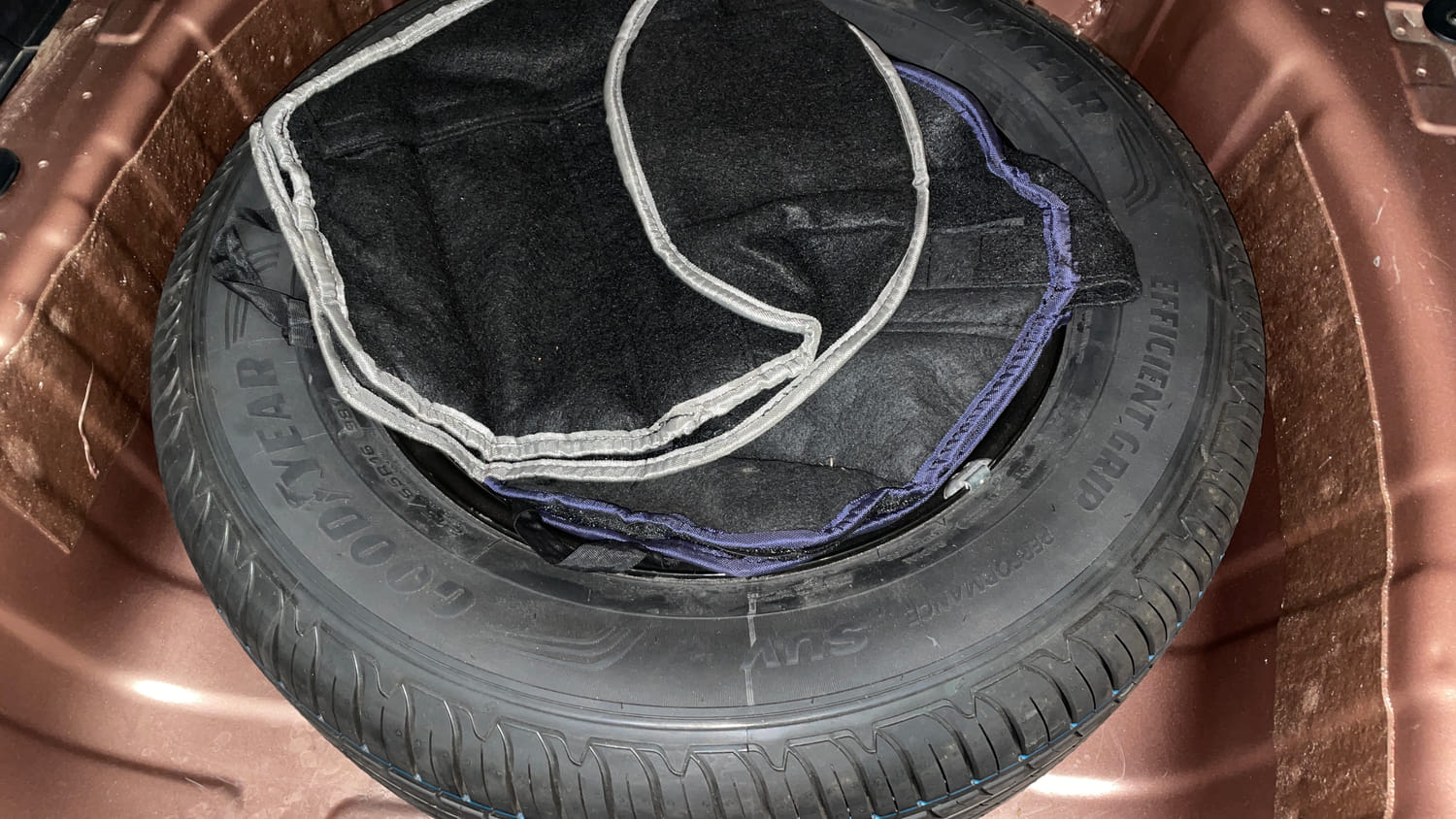 Used 2025 Tata Curvv Accomplished Plus A 1.5 Kryojet Diesel 6MT Diesel Manual tyres SPARE TYRE VIEW