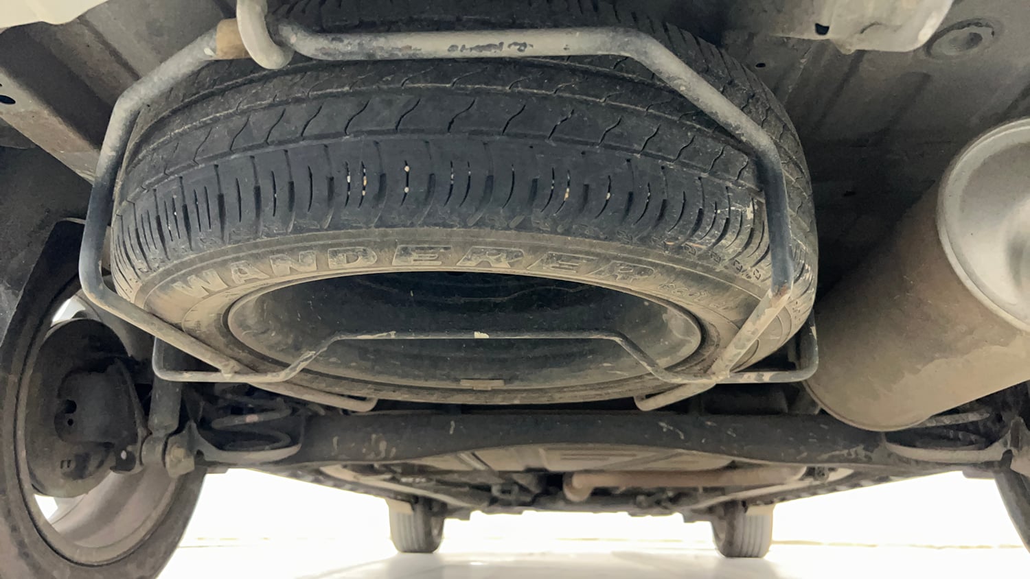 Used 2023 Maruti Suzuki XL6 Alpha MT Petrol Petrol Manual tyres SPARE TYRE VIEW